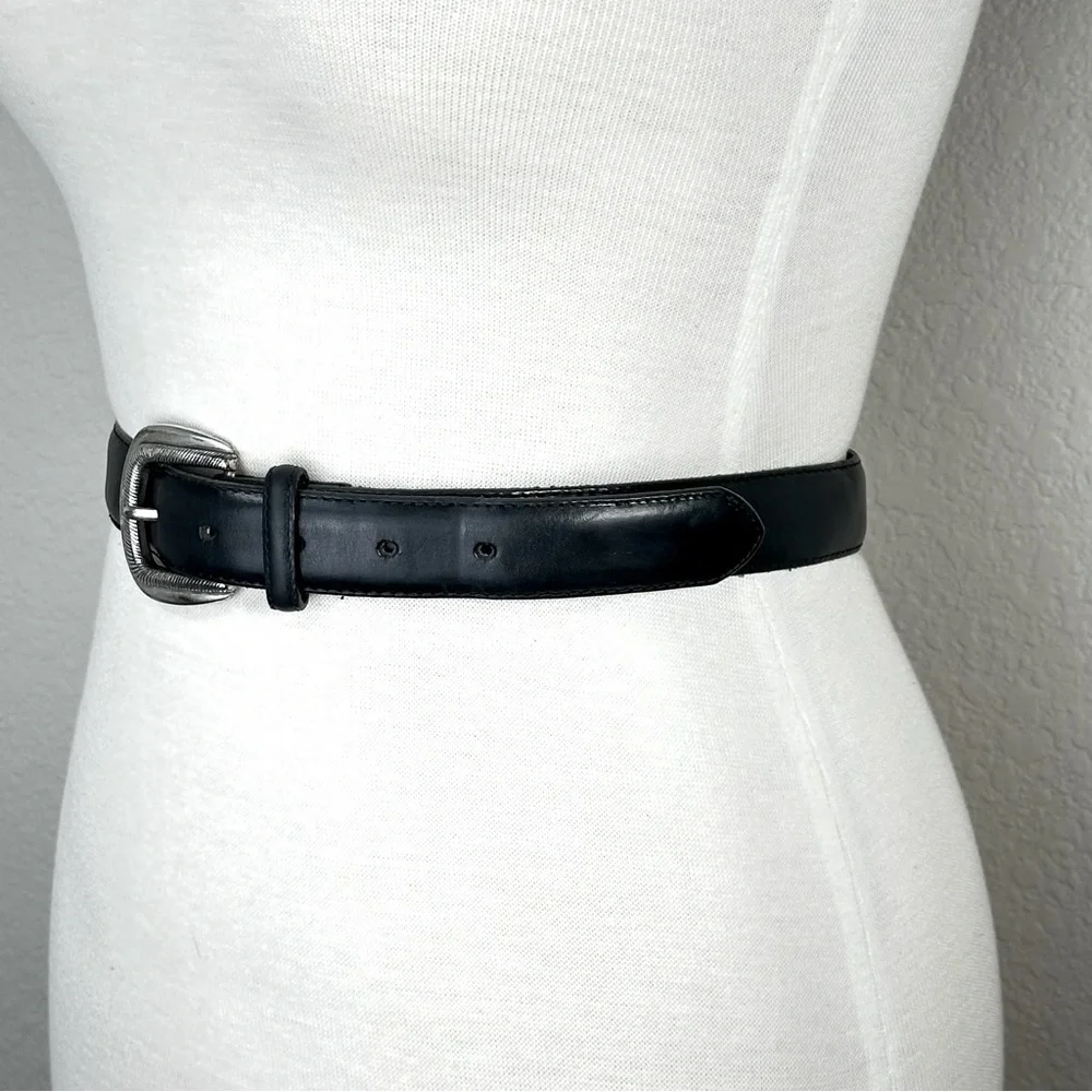 Talbots Vintage 1994 Leather Belt Silver Decorative Buckle Sz Medium‎